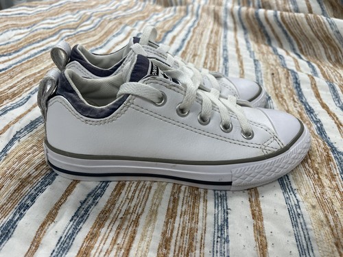 Converse All Star Casual Sneakers Juniors Size 12 White Leather Low Top 637664C