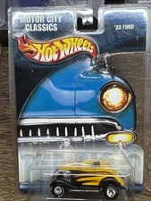 🔥👀🔥Hot Wheels Motor City Classics ‘33 Ford with real riders!🔥