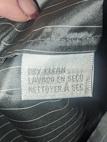 Jones New York Damen 100 % Seide grau Nadelstreifen Knopfleiste Bluse Größe 4P - Bild 9 von 9