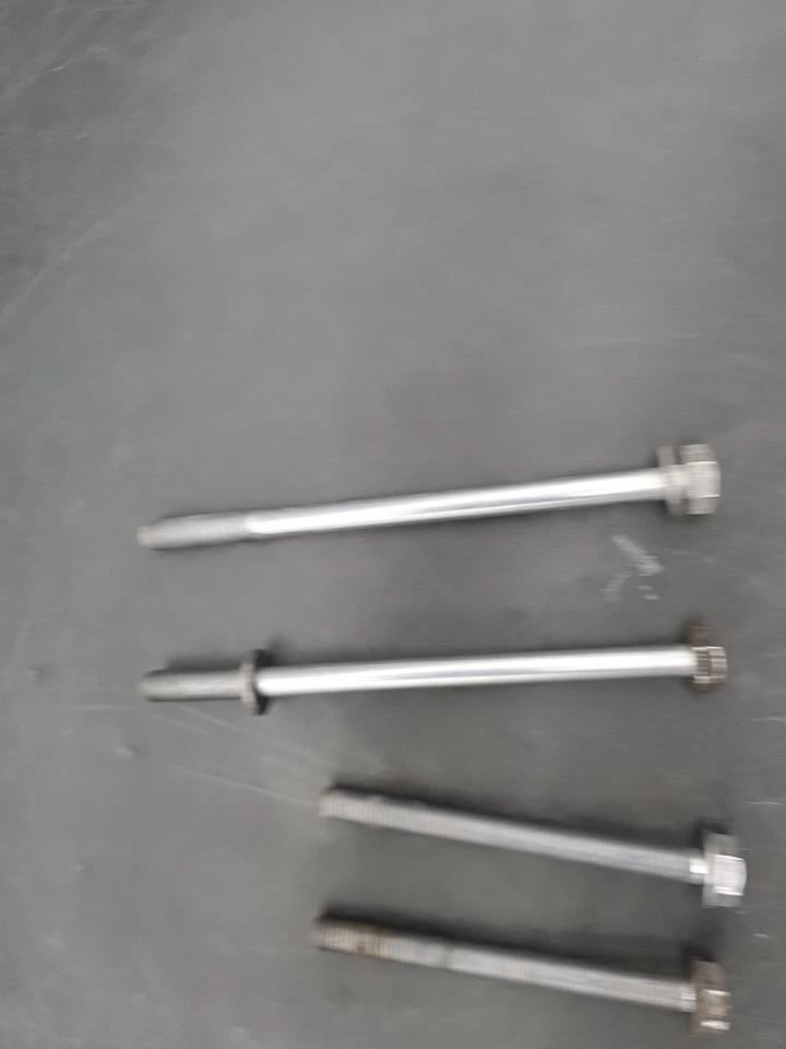 2014-2019 BMW 650I GRAN COUPE - BOLTS ENGINE / MOTOR MOUNT 6851264 H2-193 Foto 3 de 4