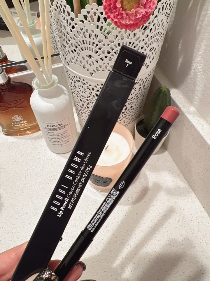 Bobbi Brown Lip Pencil Crayon Full Size #7 Rose 0.4oz  NIB - Image 2 of 4