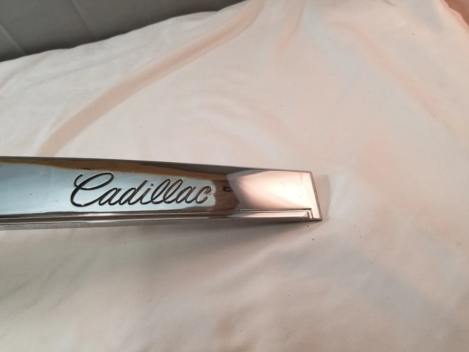 Cadillac Eldorado 1979 capó cromado moldura bisel cabezal panel barra OEM Foto 2 de 4