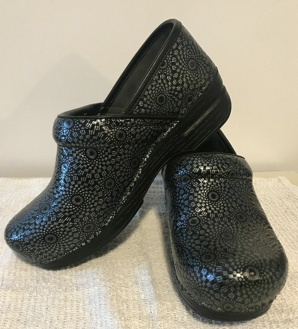 dansko metallic floral nubuck