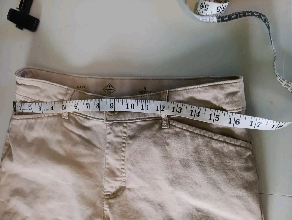 Pantalones capri recortados St. John's Bay para mujer talla 8P beige pierna recta bolsillos de algodón Foto 4 de 4