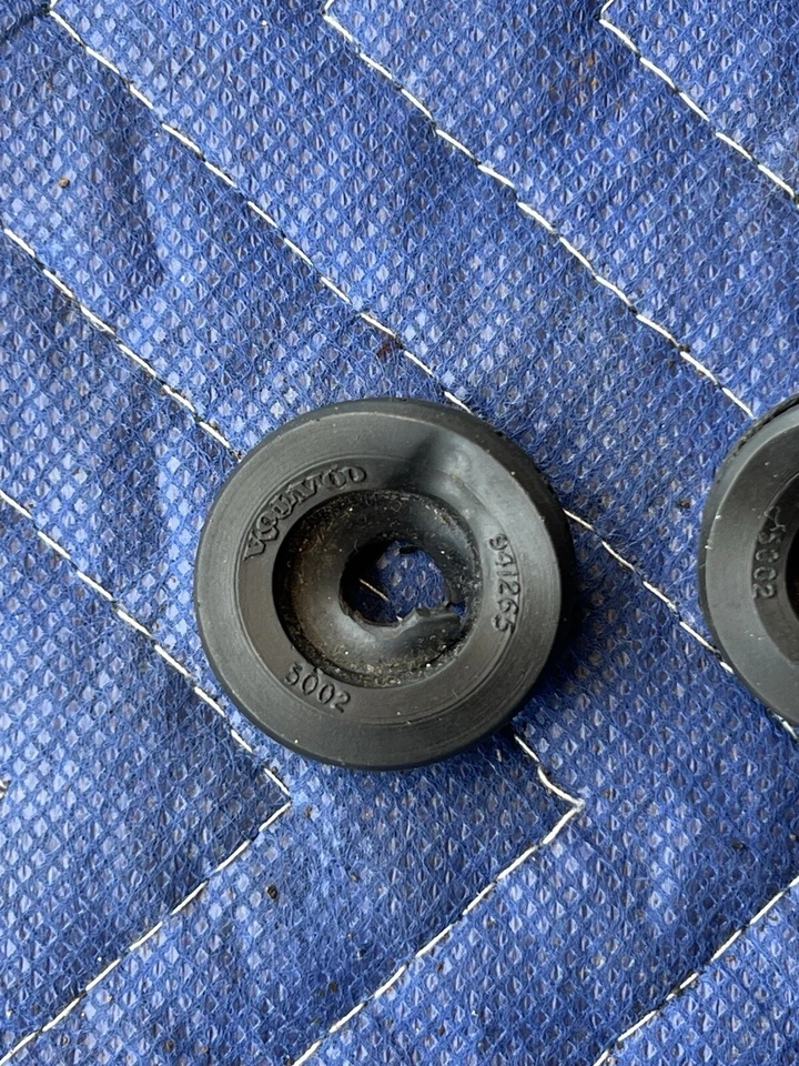 1986-1993 Volvo 240 244 245 Parking Brake Cable To Body Grommet Pair OEM #3668E - Image 3 of 4