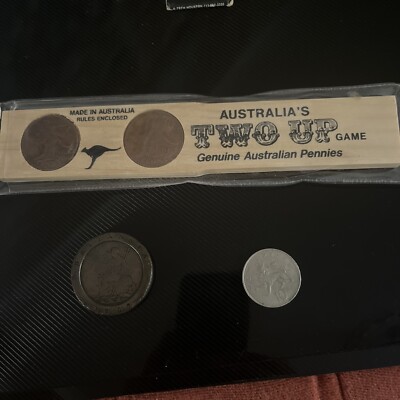 Vintage AUSTRALIA S TWO UP GAME & ORIGINAL AUSTRALIAN PENNIES