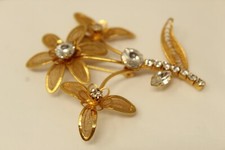 Vintage Goldtone  Clear Rhinestone Mesh  Filigree FLOWER Brooch Pin