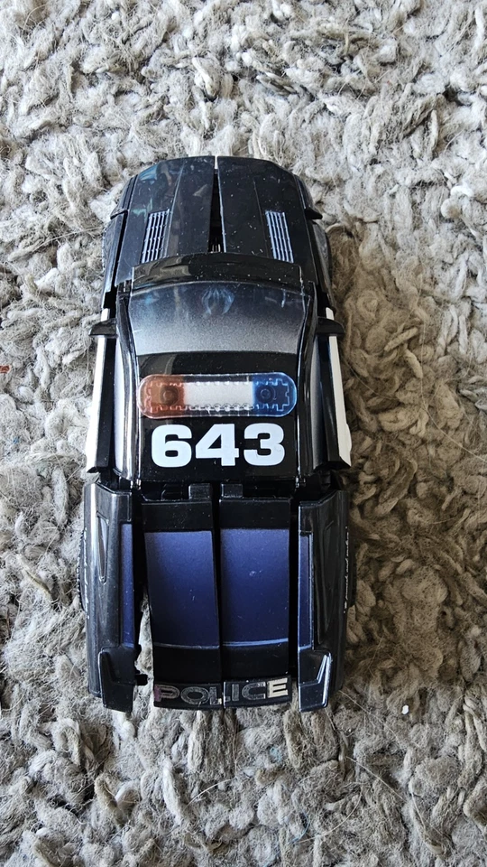 TRANSFORMERS BLADE SHIELD BARRICADE ROBOT POLICE CAR HASBRO 2007 PRE-OWNED - Image 3 of 4