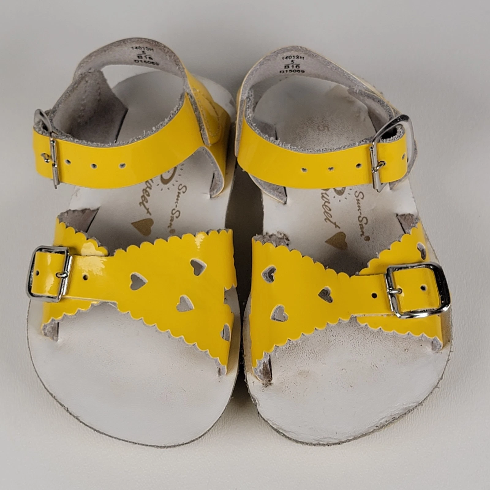 Hoy Shoe Sweetheart 1400 Series Size 5
Opens in a new window or tab