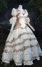Victorian Court Ball Dress Champagne Lace Appliqued Ruffles A-Line Evening Dress