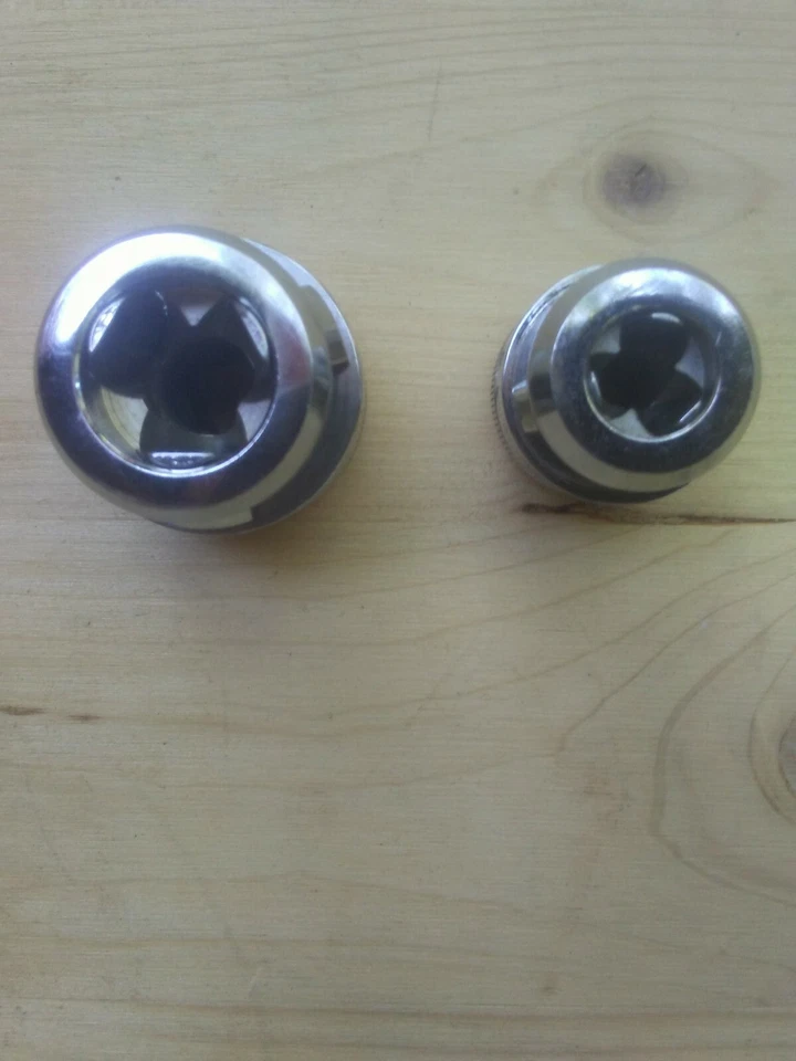 2 Channellock No. 906 & 905 Adjustable chucks 3/8" & 1/4" Drive fit MM SAE Sizes - Image 3 of 4