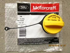 09 - 11 MERCURY GRAND MARQUIS FLEX E-85 FUEL GAS TANK FILLER CAP WITH TETHER NEW