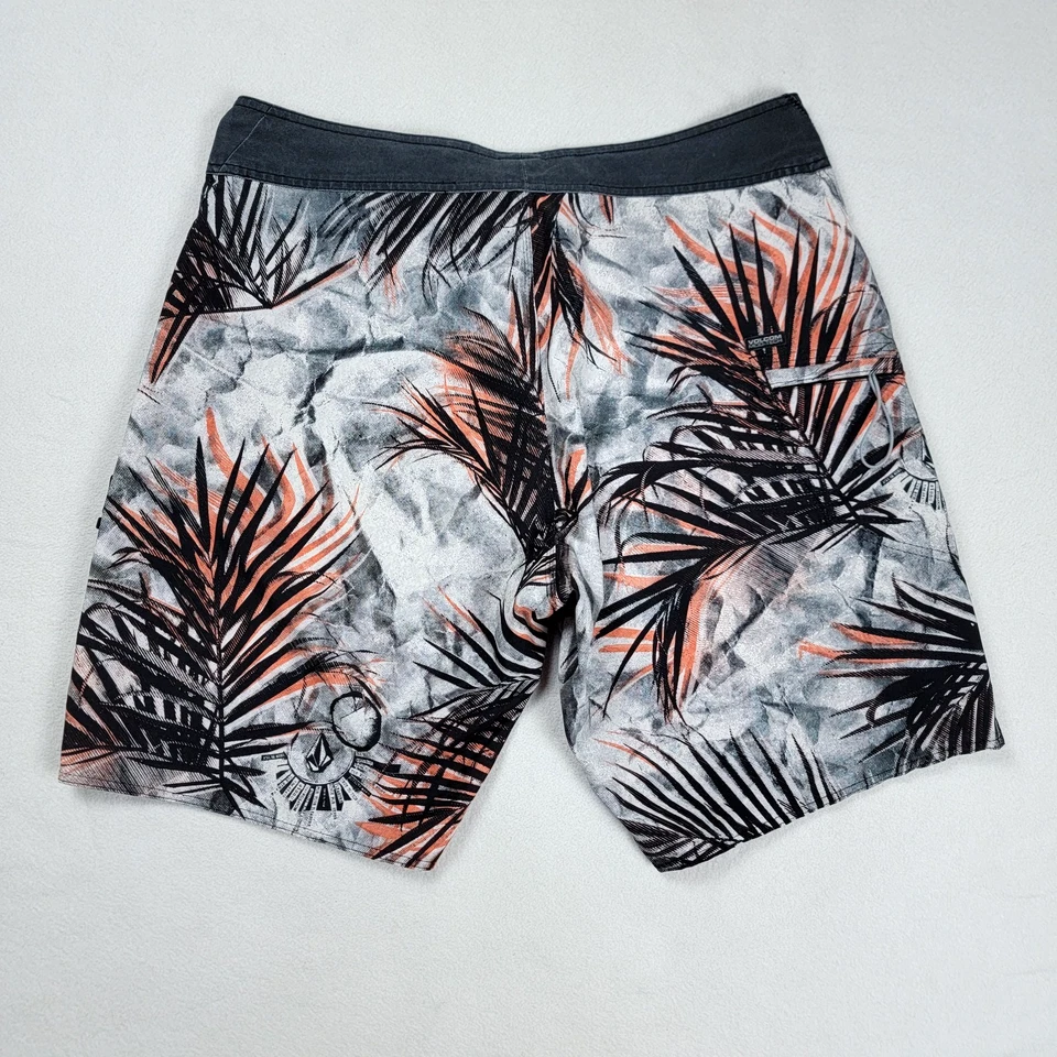 Volcom  Mod Tech Board Shorts Swim Trunks Men's XL Multicolor Floral Swimwear - Image 3 of 4