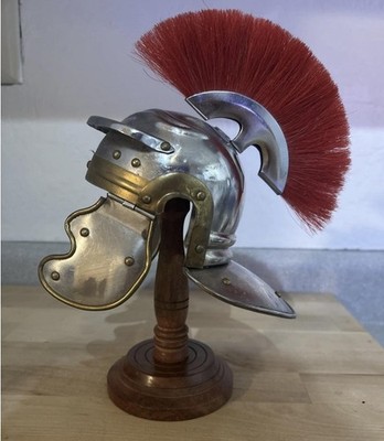 Roman Centurion Mini Helmet Desk Decor Red Crest Metal W Wood Stand Display