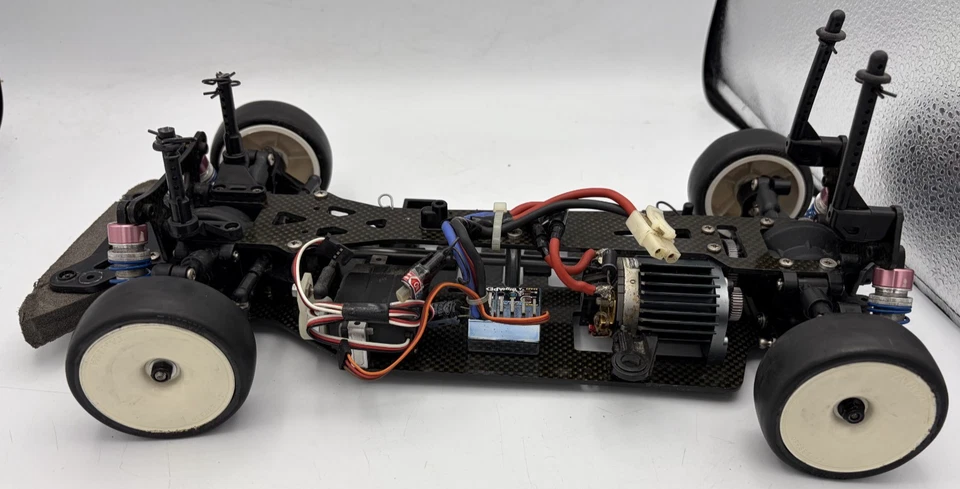 For parts Tamiya  TB evolution chassis with ESC and motor vintage rare - Image 3 of 4