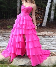 Gorgeous Sherri Hill 57249 Prom Dress Size 00 Unaltered