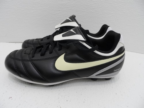 Nike Tiempo Versatract Soccer Youth Cleats Sports Shoe Black/Silver/White  3.5y | eBay