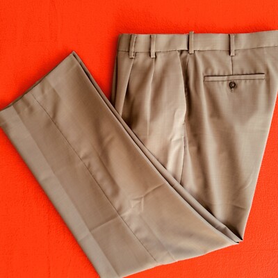 VAN HEUSEN Studio Comfort Waist Pleat Pants Taupe Brown  Size 40