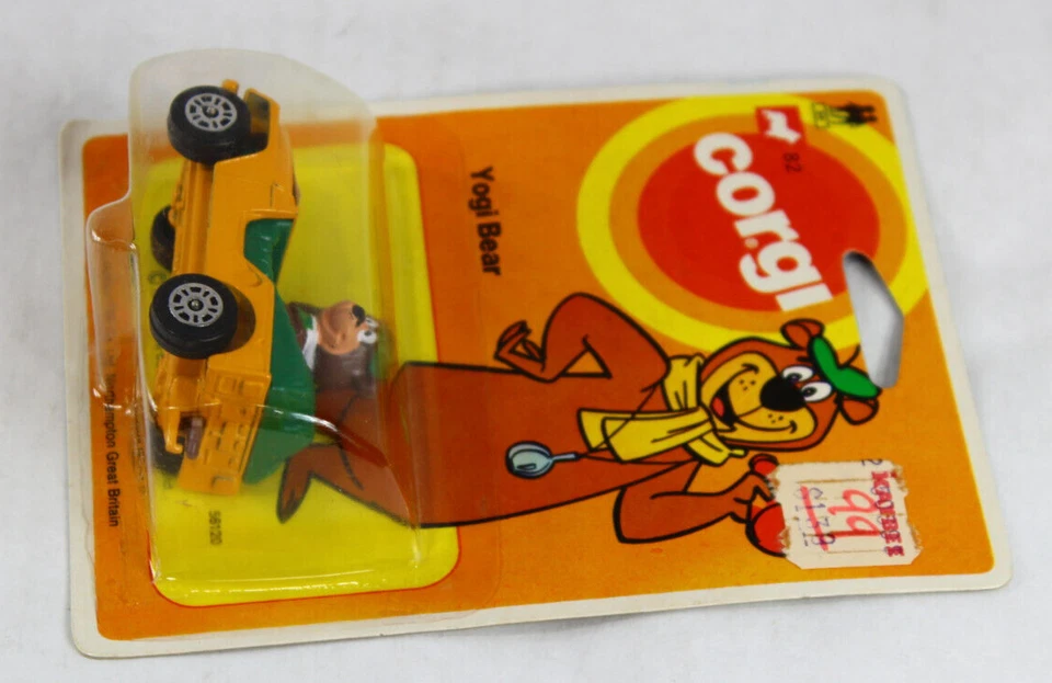 CORGI 1981 Hanna-Barbera Yogi Bear Jeep Diecast Car Yellow MIP Vintage NOS - Image 4 of 4