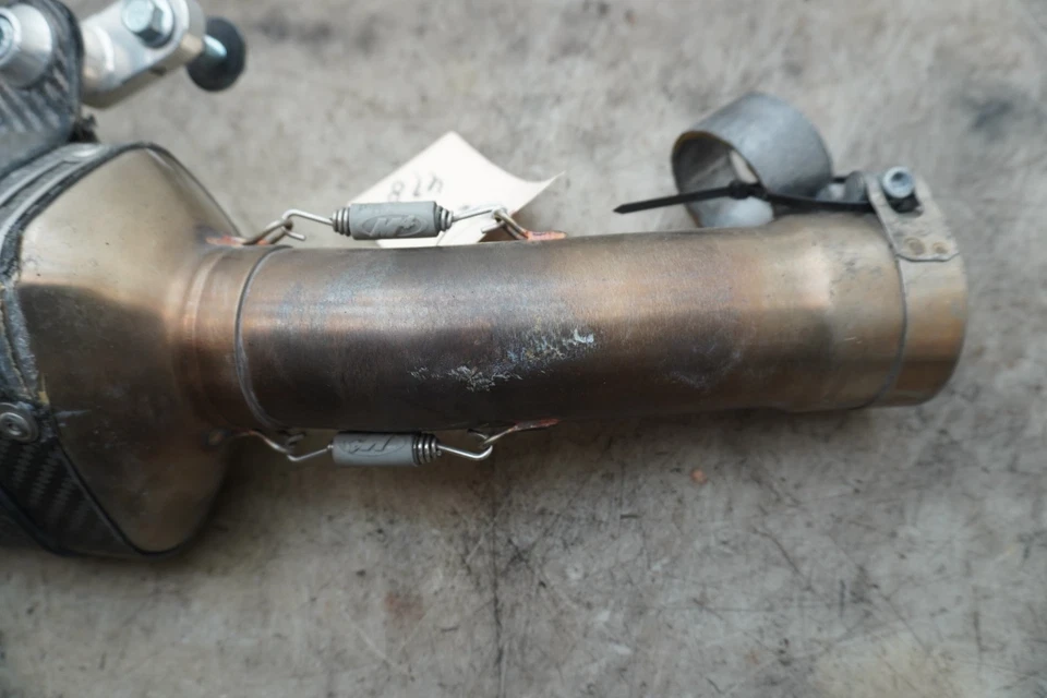 2022 SUZUKI GSXR 1000 M4 SLIP ON EXHAUST MUFFLER PIPE E-478 - Image 3 of 4