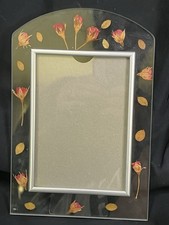 VINTAGE 4 X 6” PRESSED FLOWER GLASS PHOTO PICTURE FRAME
