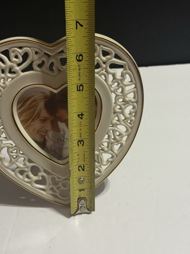 Lenox Pierced Heart Ivory Porcelain Gold Trim Small Picture Frame 6” - Picture 6 of 7