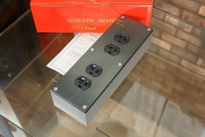 Acoustic Revive RTP-4 Final Audiophile Power Distributor getestet mit Box