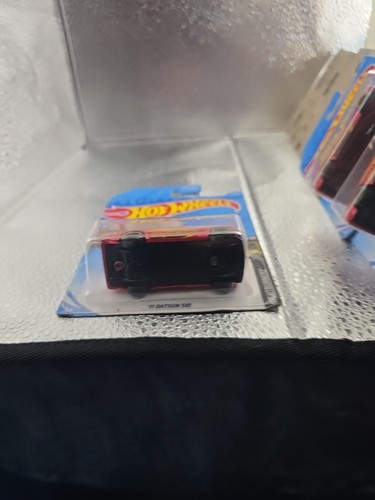 2019 Hot Wheels Red '71 DATSUN 510 Card #97 HW19-031819 - Picture 5 of 5