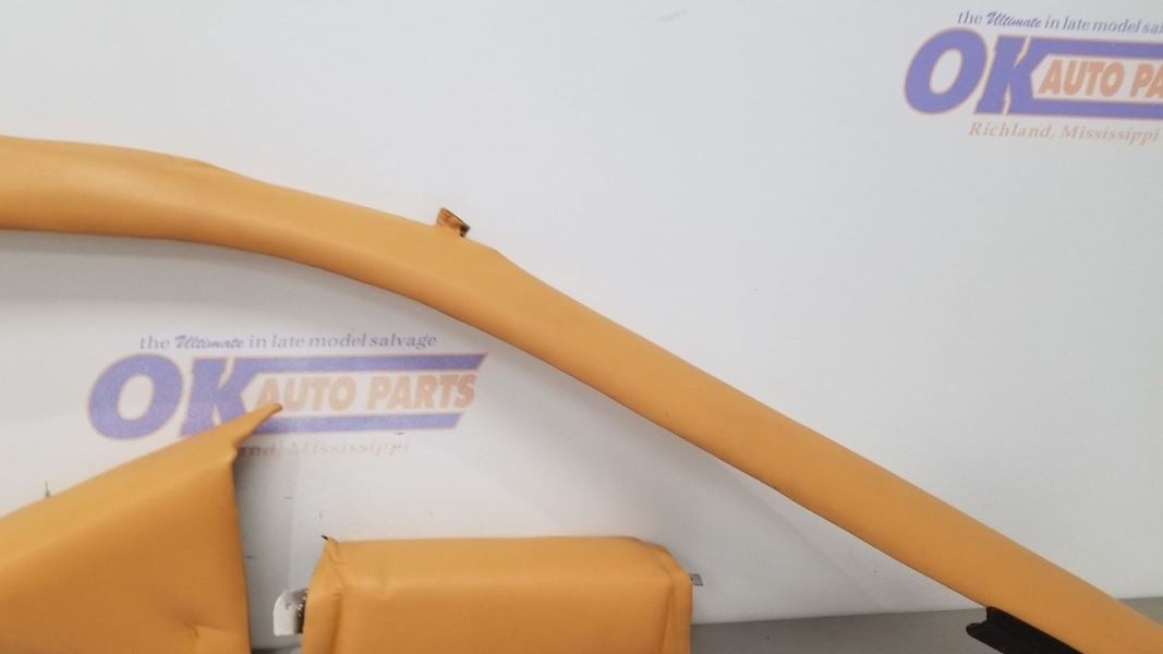 Ferrari Testarossa 1990 Left Windshield pillar covers Set Tan