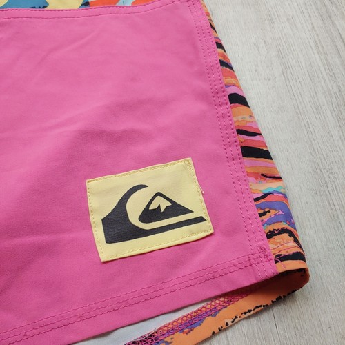 Quiksilver Highline Men’s Boardshorts 34 Graphic Surf Swim Trunks Pink Multi - Picture 2 of 12
