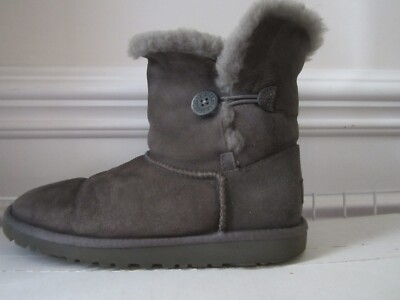 UGG Womens Mini Bailey Bottom Grey Suede Sheepskin Lined Ankle Boots 5
