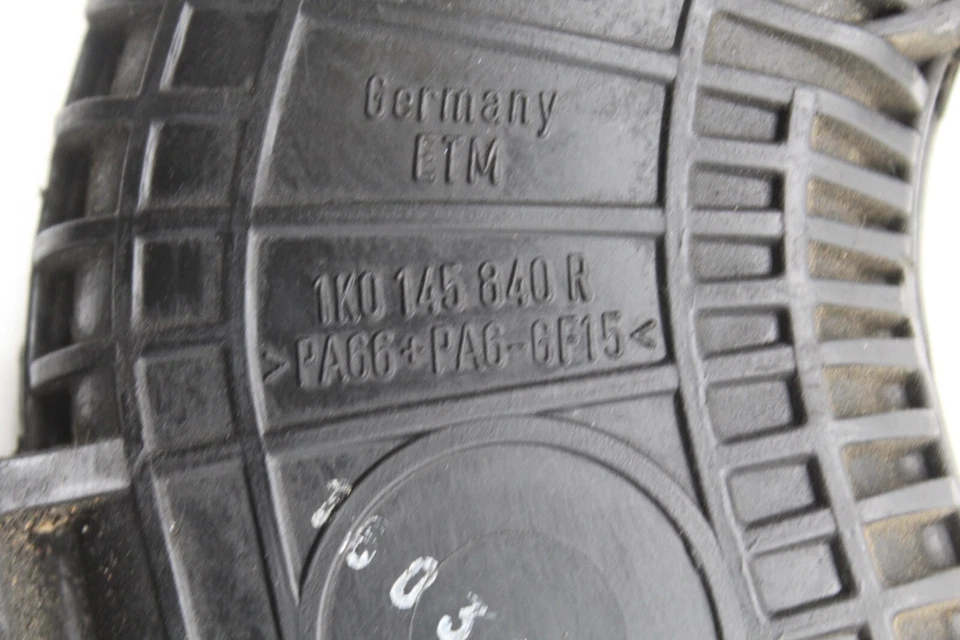 Manguera de tubo de presión intercooler Volkswagen GTI 2011-2016 U0972 Foto 4 de 4