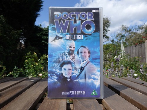 Dr Who, Time-Flight starring Peter Davison on VHS Video - Picture 4 of 12