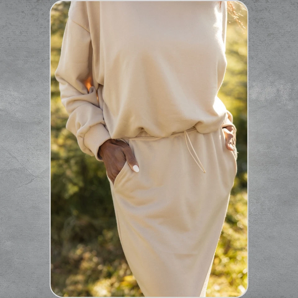 Conjunto informal de dos piezas de suéter y falda larga de felpa francesa para mujer talla mediana Foto 4 de 4