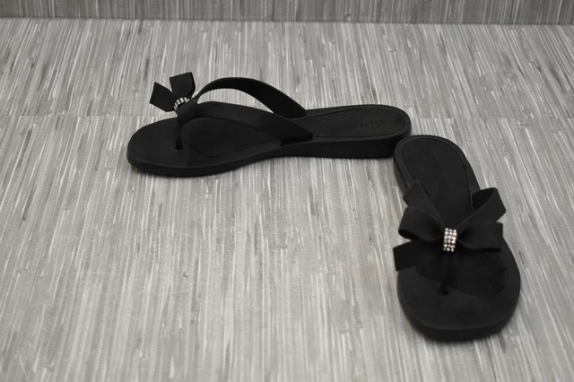 guess tutu sandals
