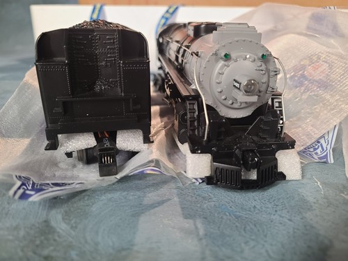 Lionel 6-84934 New York Central LionChief Plus Hudson #5425 Locomotive AS-IS - Picture 4 of 23