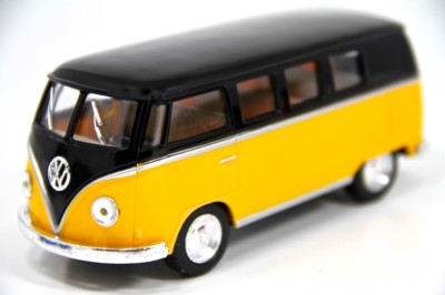 New 5'' Kinsmart 1962 VW Volkswagen Classical Bus Diecast Model Toy 1:32- Yellow