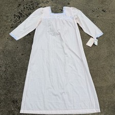 Vintage Barbizon Long Sleeved Embroidered Nightgown Pink Amelia Sz Large L