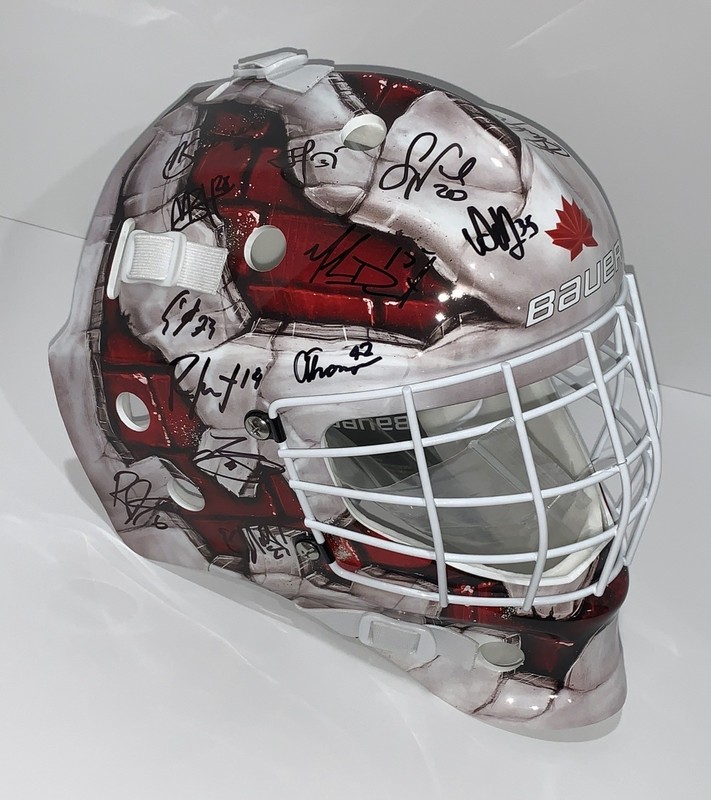2022 TEAM CANADA WOMEN'S SIGNED GOALIE MASK MARIE PHILIP-POULIN JENNER PROOF