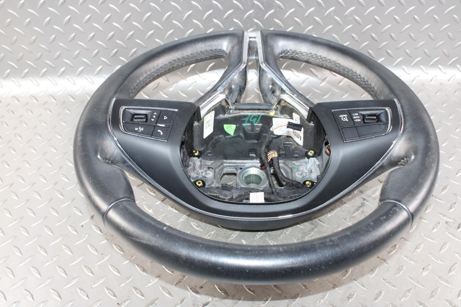 Maserati Ghibli 2014-2017 Steering wheel