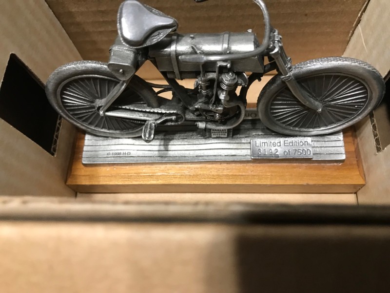 Harley Davidsol 1998 pewter replica of the first Harley 3192 of 7500 in box