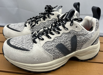 VEJA Venturi Flannel Snow Graphite Grey Beige Suede Sneakers Size EU36 / US 5