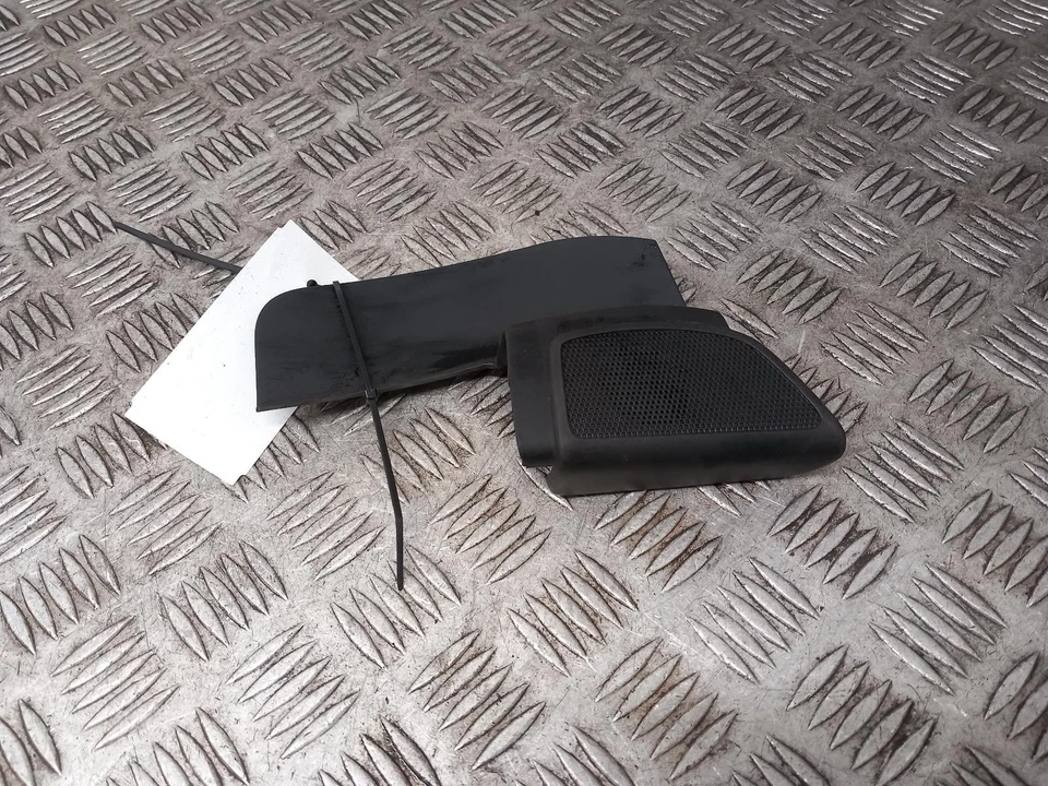 Ford Focus Mk3 Right Front Door Tweeter Speaker W/Trim BM5118C862A 2011 12 13 14 - Image 3 of 4