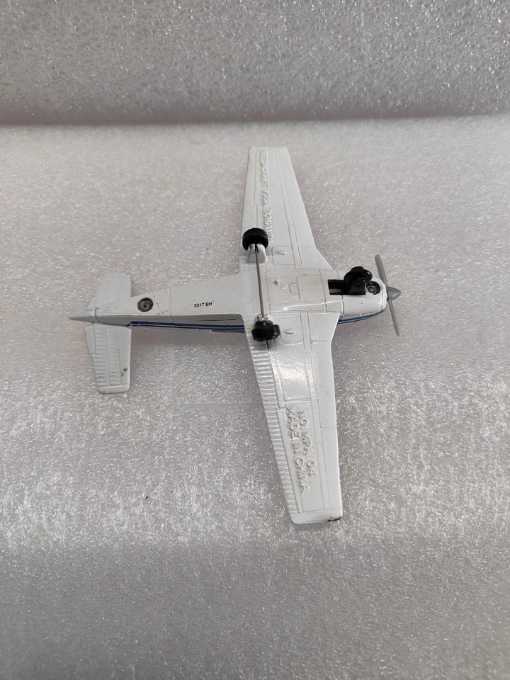 Aereo Bonanza V35A Beechraft Civile - Immagine 4 di 4