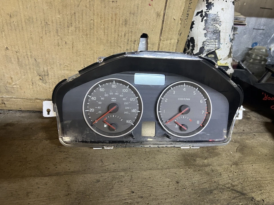 Cuadro de instrumentos Volvo S40 2.4 179.986 millas OEM 2004-2007 Foto 3 de 4