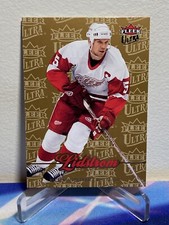 2007-08 Fleer ULTRA Hockey NICKLAS LIDSTROM #126 GOLD MEDALLION SP