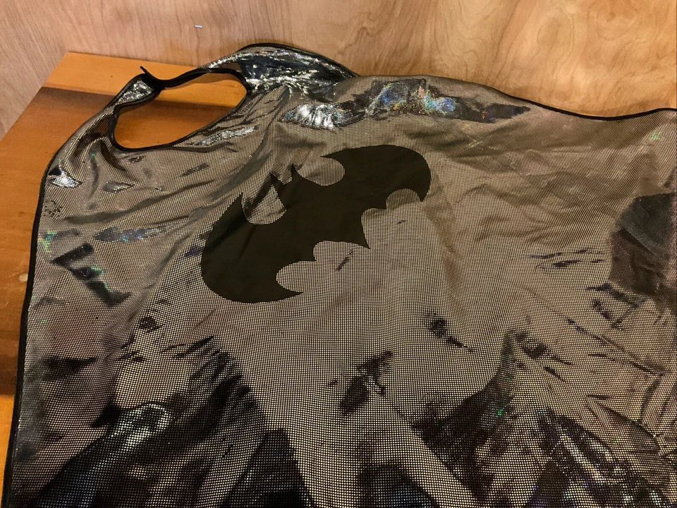 Disfraz Six Flags BATMAN Capa Cosplay Unisex DC SUPERHÉROE  Foto 2 de 4