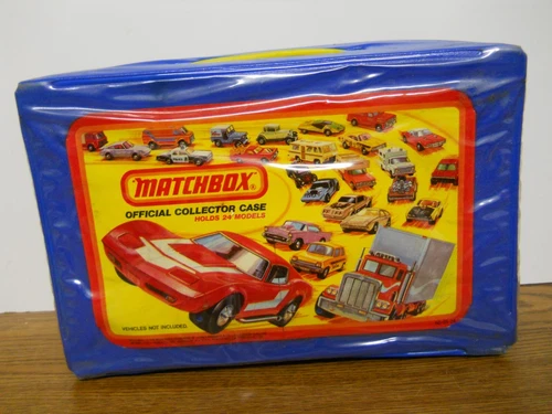 1980 Vintage Matchbox Diecast 24 Car Official Collector's Carry Case