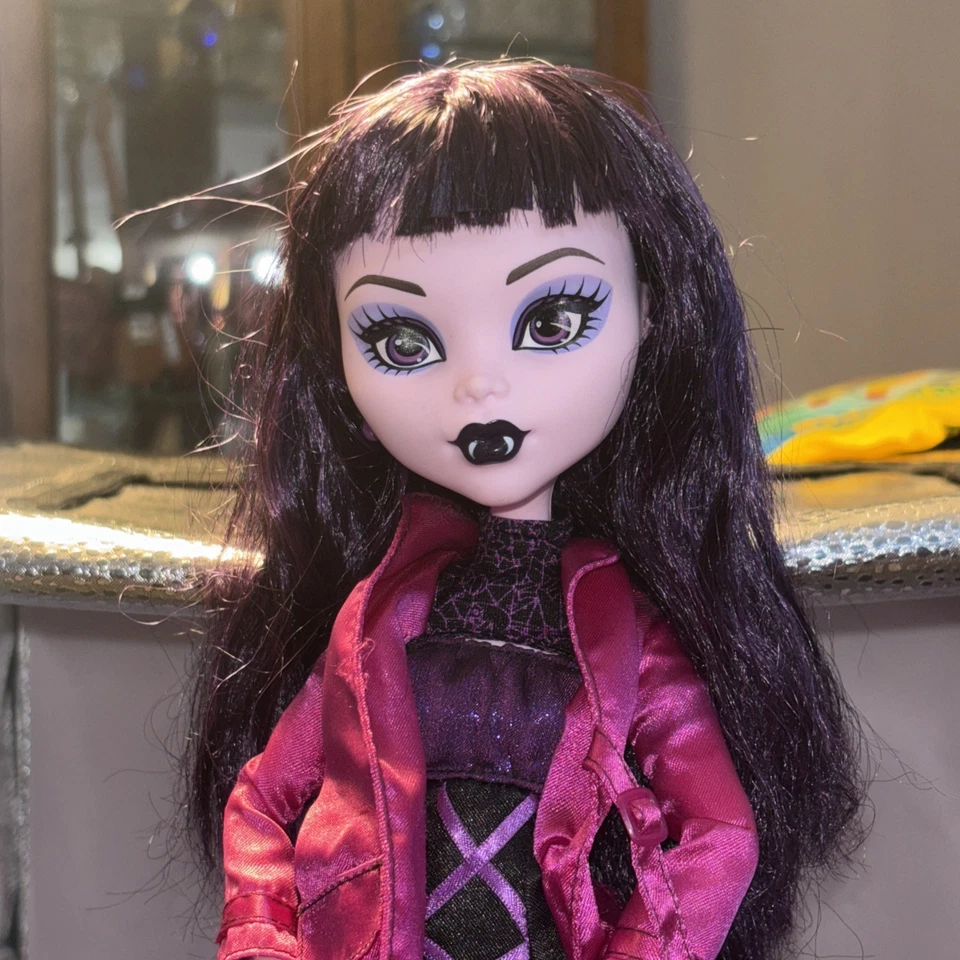 "Muñeca Monster High 2014 17"" espantosamente alta Ghouls Elissabat completa con soporte" Foto 2 de 4