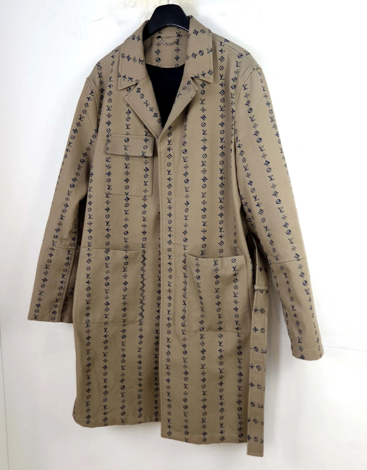 LOUIS VUITTON（LV） Louis Vuitton Cappotto con cintura monogramma a righe 10058 138230249